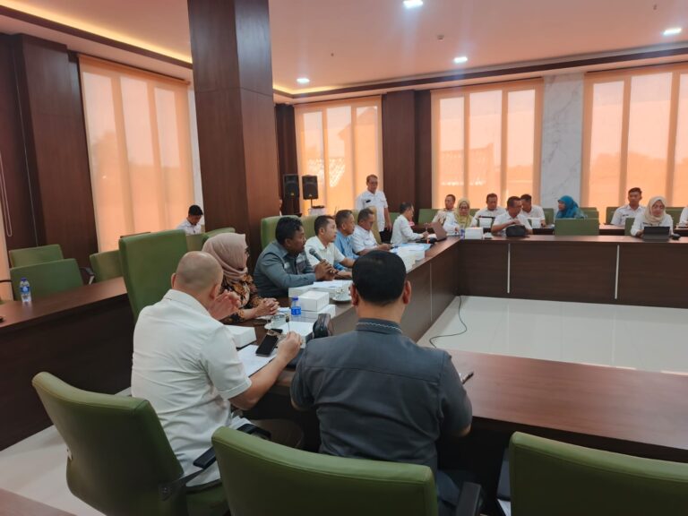 Satgas MBG dan BGN ‘Diblejeti’ Komisi IV, Kinerjanya Dianggap Tidak Optimal