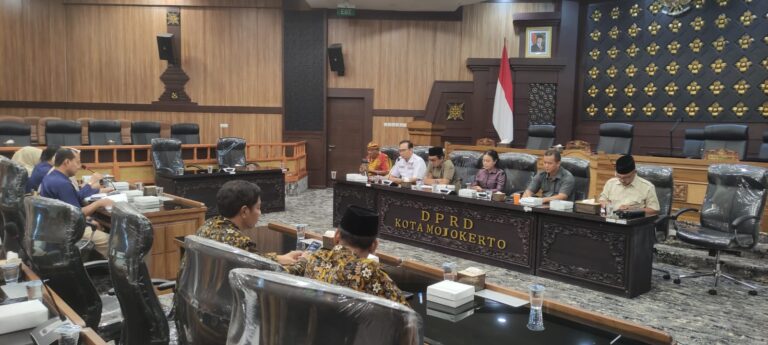 Komisi III DPRD Kota Mojokerto Gelar RDP Bersama BPJS, Dinkes dan RSUD Bahas Penonaktifan JKN