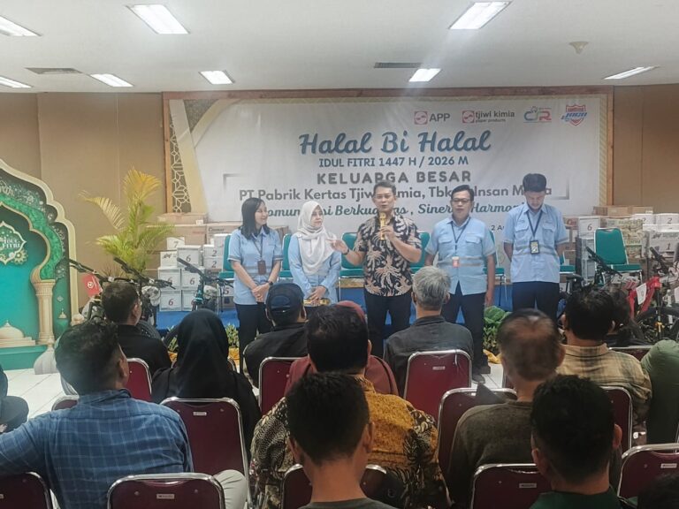 Canda Ria Wartawan Dua Wilayah Warnai Halal Bihalal PT Tjiwi Kimia