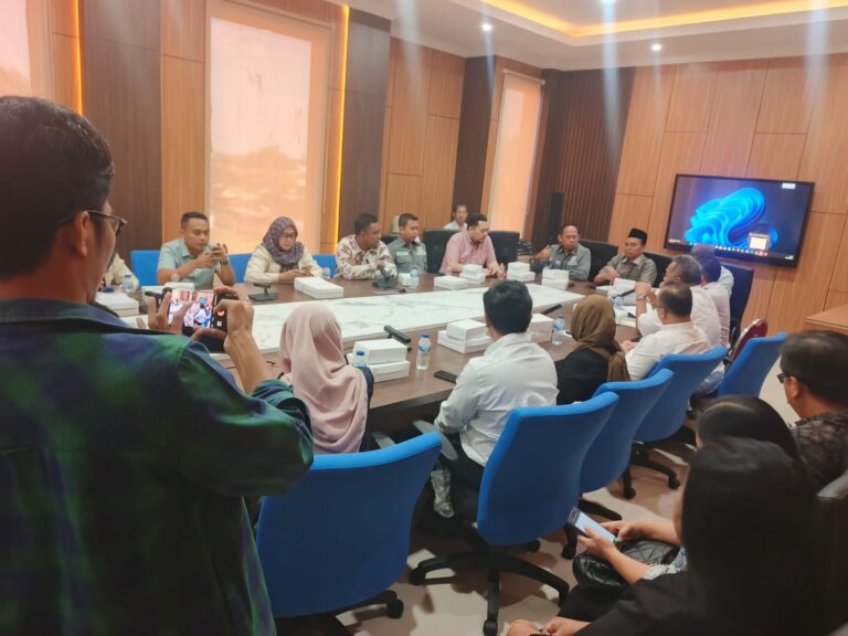 DPRD Kab Mojokerto ‘berang’ 172 PSU Belum Diserahkan ke Pemda