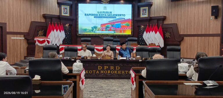 Tiga Raperda Inisiatif DPRD Kota Mojokerto Diuji Publik, Ery Purwanti: Masukan Warga Jadi Bahan Penyempurnaan
