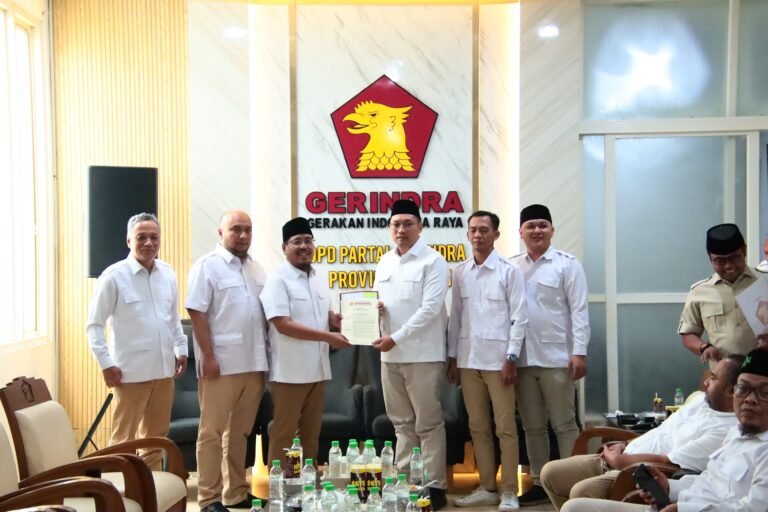 Resmi Pimpin DPC Gerindra Kabupaten Mojokerto, dr. Rizal Octavian Siap Perkuat Pengabdian kepada Masyarakat